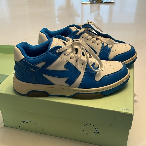 Off white sneakers - Picture 2 of 6